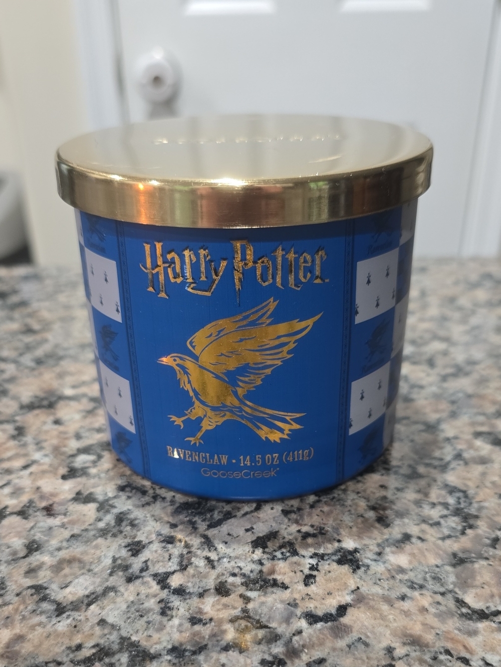 Harry Potter Ravenclaw Scented Candle - Blue with Gold Accents